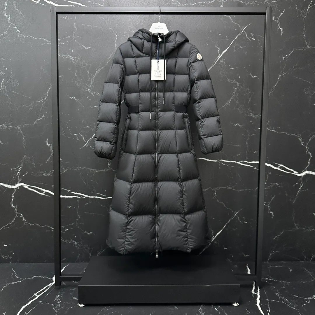 Authentic : 【Original 】 Moncler / Faucon Classic ， ， Size：0123 ：Black